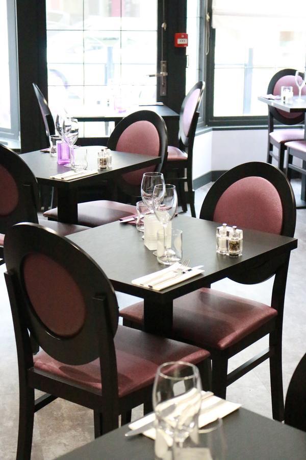 Hotel - Restaurant Eugenie Pontorson Dış mekan fotoğraf
